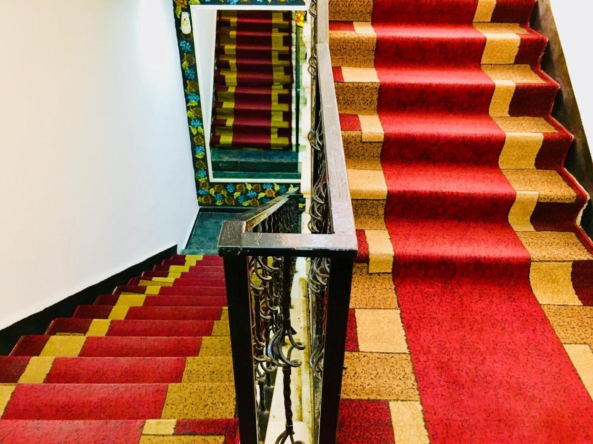 Hotel Nice Tbiliszi Kültér fotó