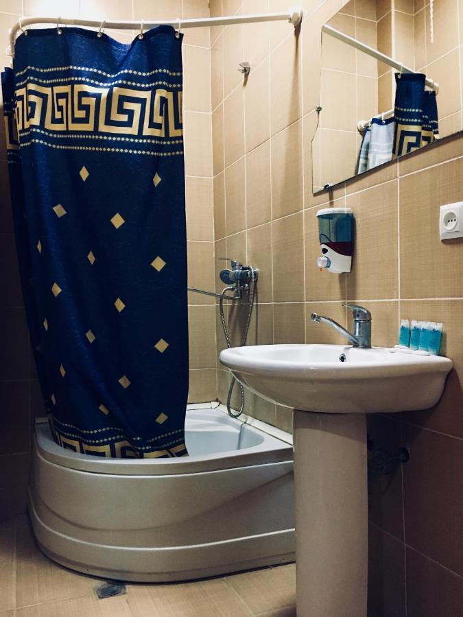 Hotel Nice Tbiliszi Kültér fotó