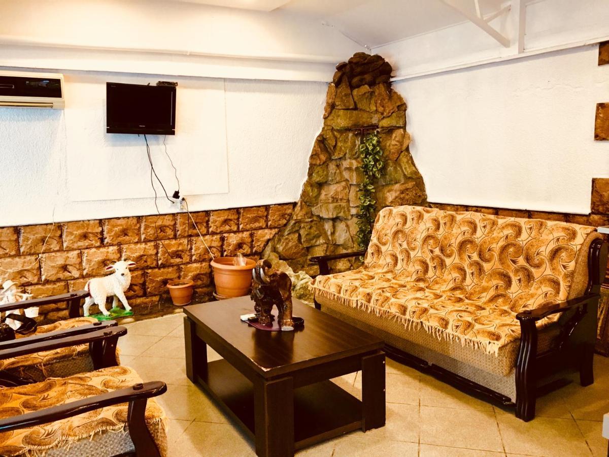 Hotel Nice Tbiliszi Kültér fotó